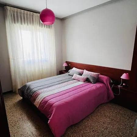 Holiday home Espaciosa Casa Rural, 3 Rooms, 2bthros, Muy Acogedora.