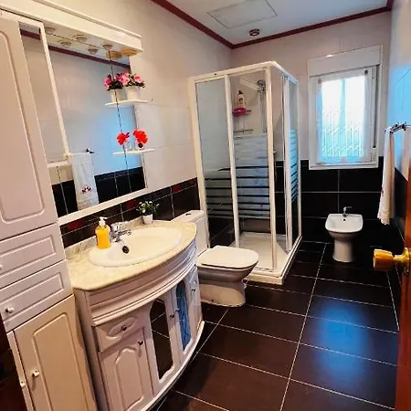 Holiday home Espaciosa Casa Rural, 3 Rooms, 2bthros, Muy Acogedora. *